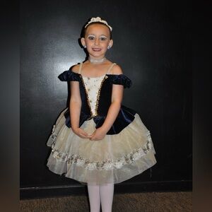 Revolution dance costume. Navy and champagne velvet child ballet tutu. size SC